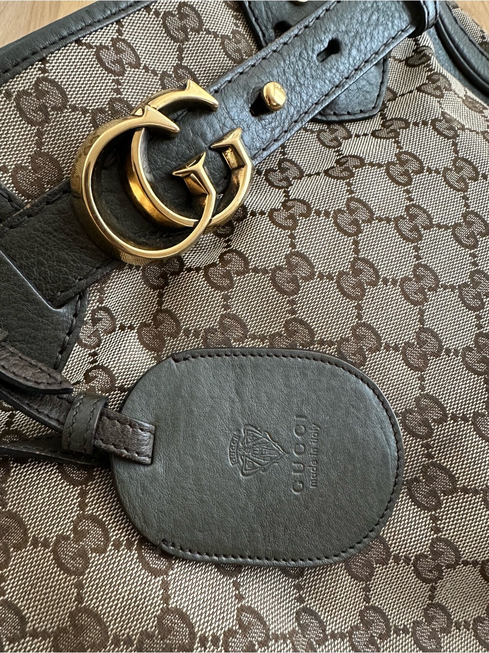 Gucci Handbag - Picture 7 of 17